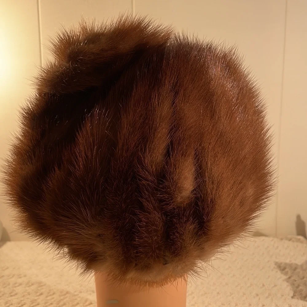 🎁HP🎁 MINK Fur Hat Vintage Handcrafted Uniquely Scrolled Beret Cupped Hat